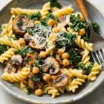 Chickpea Pasta with Mushrooms & Kale