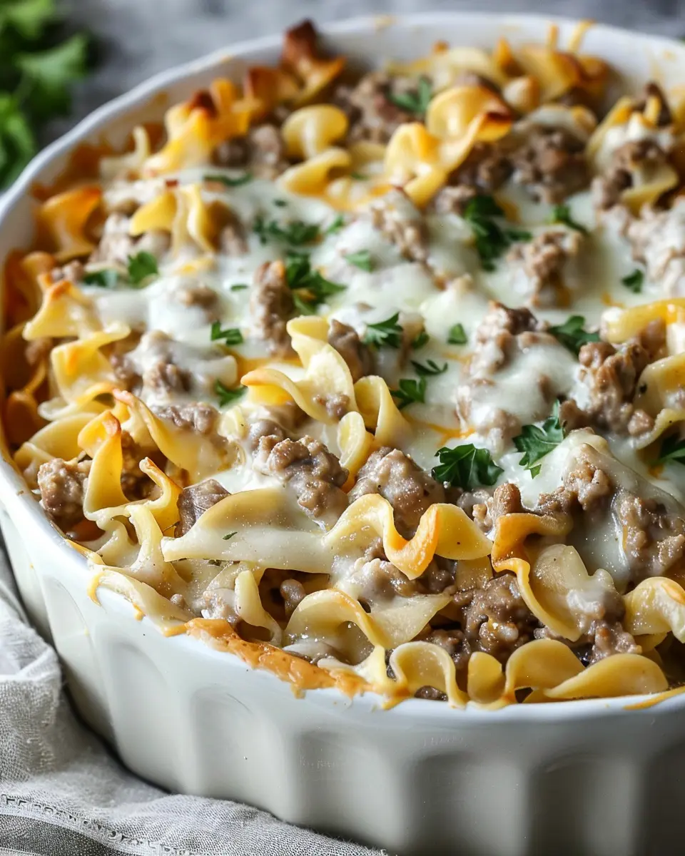 Sour Cream Beef Noodle Casserole: Easy Comfort Food Delight